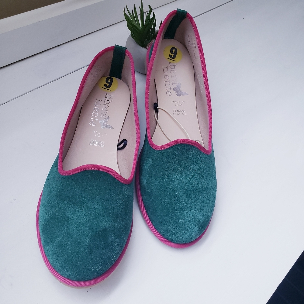 LIBERA MENTE NWOT Genuine Suede Leather Italian Made Loafers - Green/Pink 39